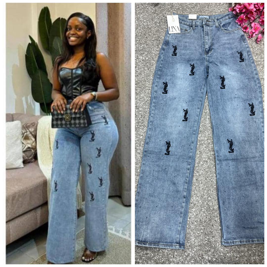 Stone wash jeans
